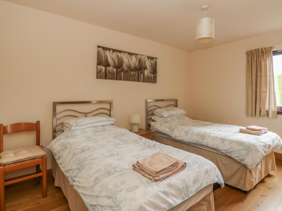 Burnside Lodge Lodge 1, Glengoulandie Абърфелди Екстериор снимка