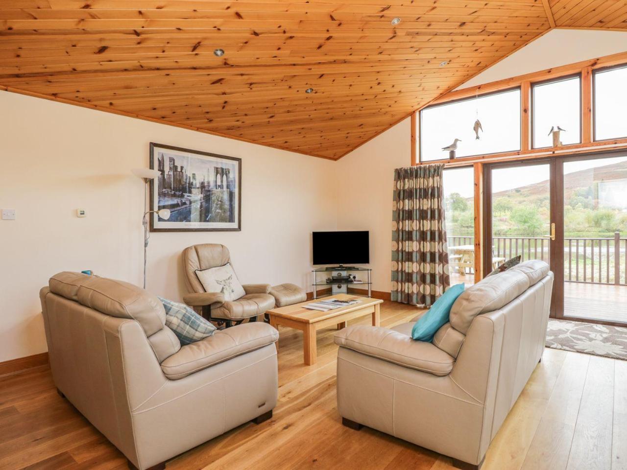 Burnside Lodge Lodge 1, Glengoulandie Абърфелди Екстериор снимка